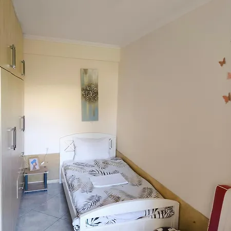 καινούριο ανεξάρτητο *