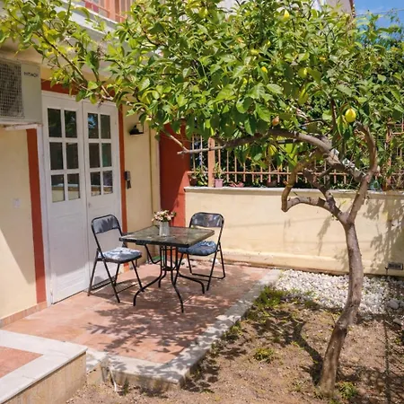 Nafplio's Cozy - A Peaceful Retreat *